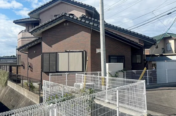 宮崎市小松台東、中古一戸建ての画像です