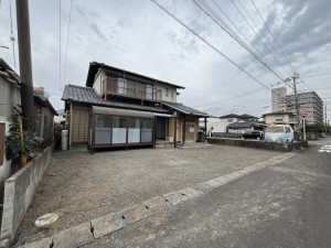 都城市上川東、中古一戸建ての画像です