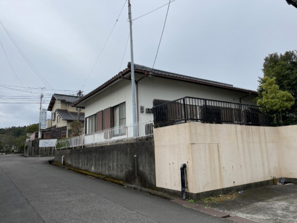 宮崎市平和が丘西町、土地の画像です