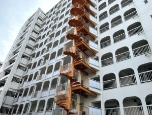 宮崎市橘通東、マンションの画像です