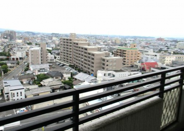 宮崎市中津瀬町、マンションの画像です