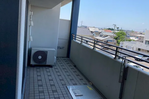 宮崎市吉村町、マンションの画像です