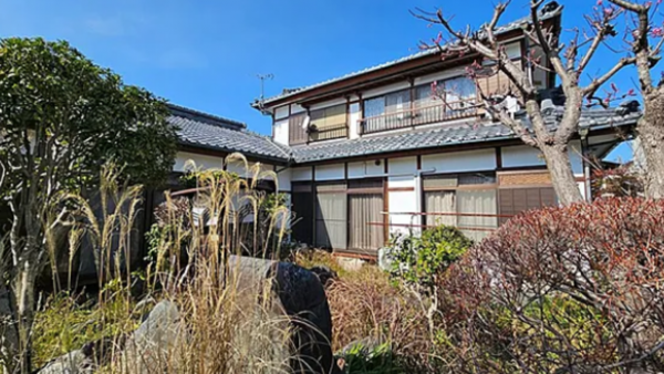 宮崎市花ケ島町、中古一戸建ての画像です