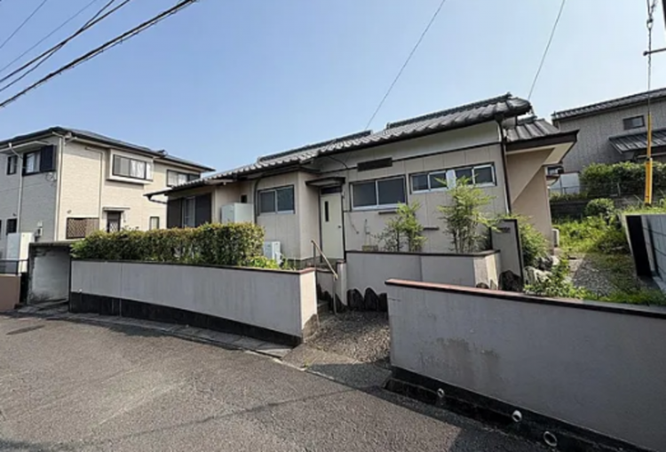 宮崎市平和が丘西町、土地の画像です