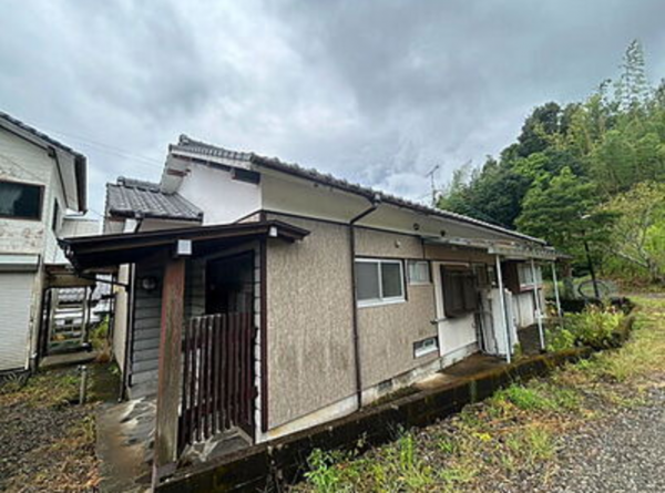 宮崎市佐土原町、中古一戸建ての画像です