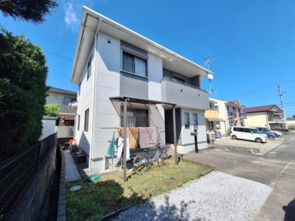宮崎市花ケ島町、中古一戸建ての画像です
