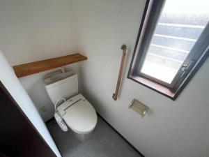 宮崎市大字恒久、中古一戸建てのトイレ画像です