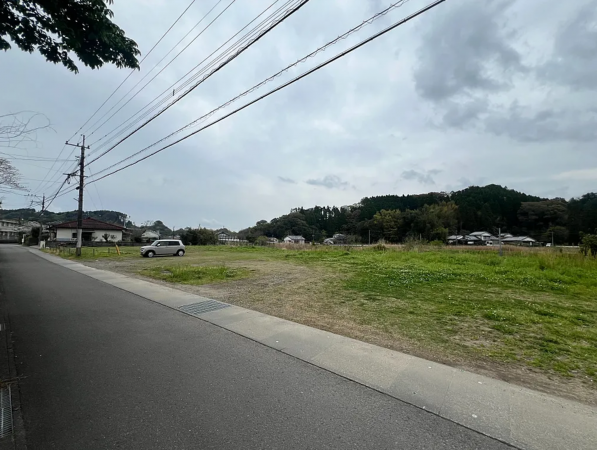 宮崎市高岡町、土地の画像です