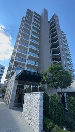 宮崎市松橋、マンションの外観画像です