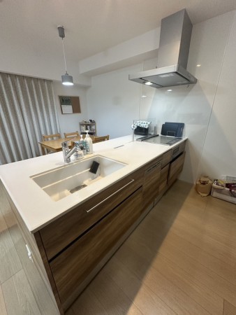 宮崎市松橋、マンションのキッチン画像です