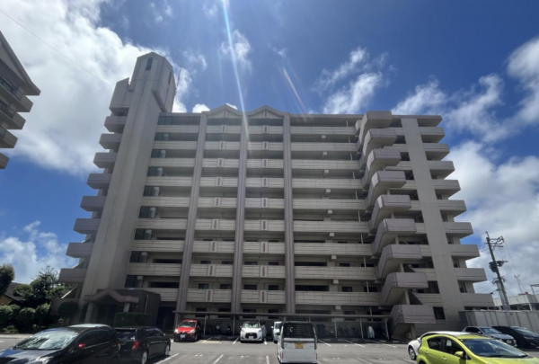 宮崎市大字芳士、マンションの画像です