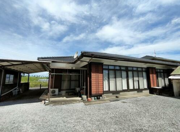 宮崎市佐土原町、中古一戸建ての画像です