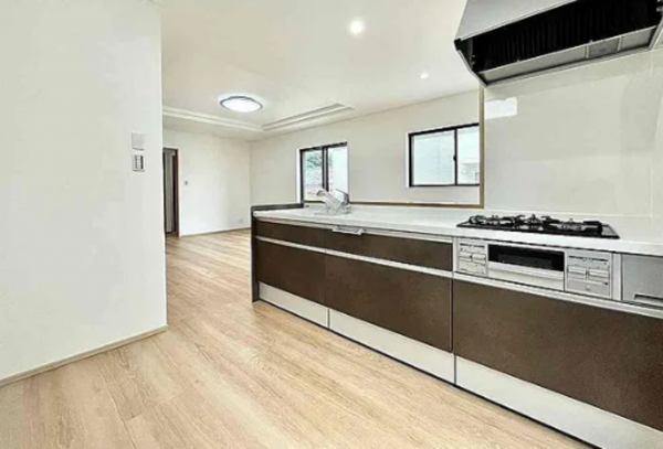 宮崎市佐土原町、中古一戸建ての画像です