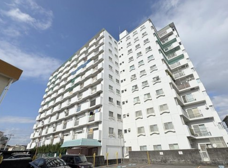 宮崎市千草町、マンションの画像です