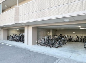 宮崎市大字恒久、マンションの画像です