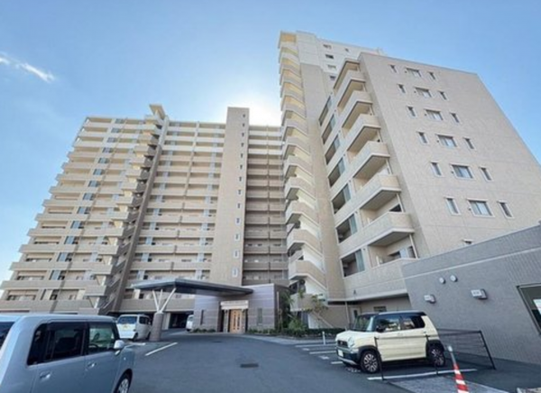 宮崎市大字恒久、マンションの画像です