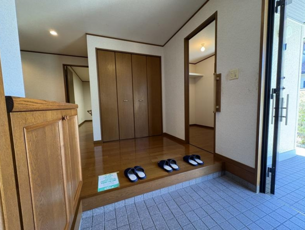 宮崎市花山手東、中古一戸建ての画像です