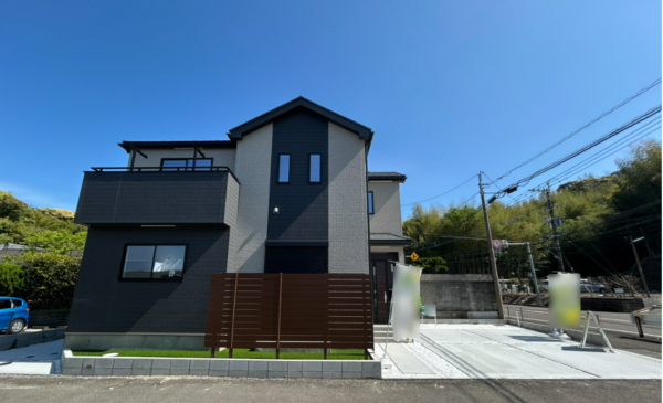 宮崎市大字芳士、新築一戸建ての外観画像です