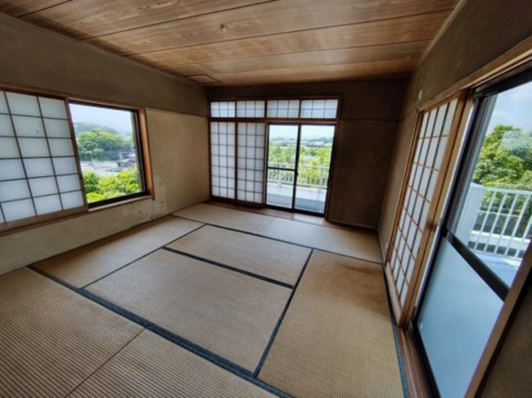 宮崎市月見ケ丘、中古一戸建ての画像です