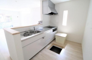 宮崎市清武町、中古一戸建てのキッチン画像です