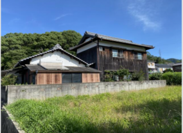 三豊市詫間町詫間、中古一戸建ての外観画像です