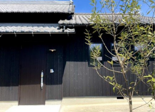 三豊市高瀬町上高瀬、中古一戸建ての外観画像です