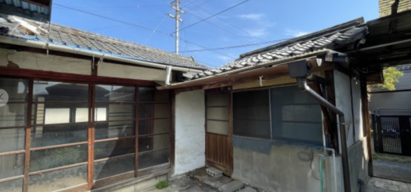 三豊市仁尾町仁尾丁、中古一戸建ての外観画像です