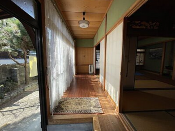 三豊市仁尾町仁尾己、中古一戸建ての玄関画像です