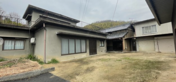 三豊市詫間町松崎、中古一戸建ての外観画像です