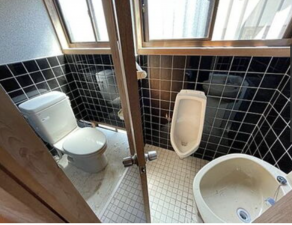 観音寺市豊浜町和田浜、中古一戸建てのトイレ画像です
