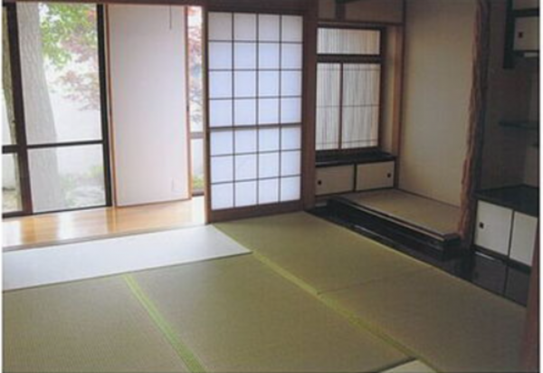 観音寺市観音寺町、中古一戸建ての居間画像です