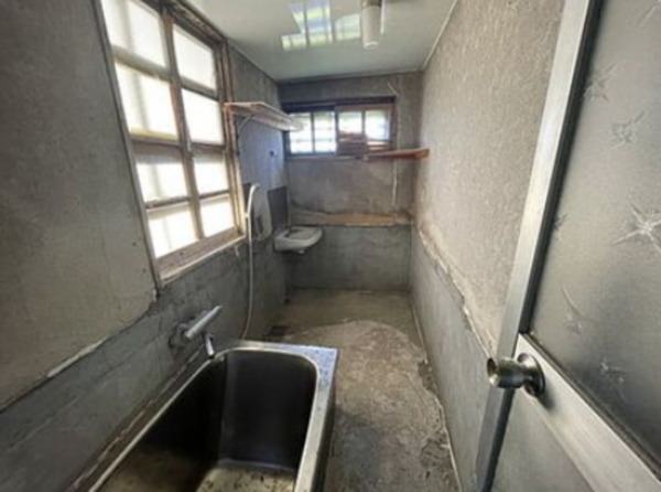 観音寺市豊浜町箕浦、中古一戸建ての風呂画像です