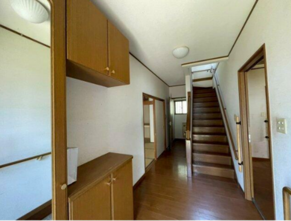 三豊市財田町財田上、中古一戸建ての玄関画像です