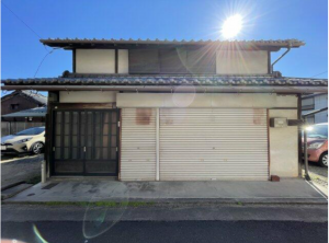 三豊市仁尾町仁尾丁、中古一戸建ての外観画像です