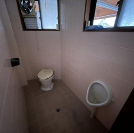 三豊市仁尾町仁尾丁、中古一戸建てのトイレ画像です