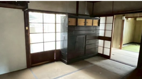 三豊市詫間町詫間、中古一戸建ての居間画像です