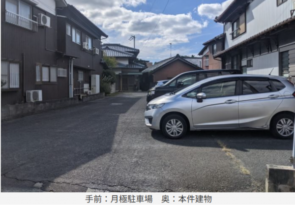 観音寺市幸町、中古一戸建ての駐車場画像です