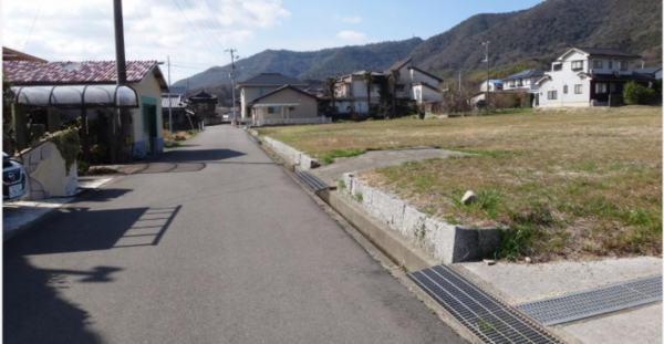 三豊市高瀬町比地、土地の外観画像です