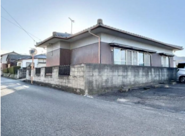 三豊市三野町吉津、中古一戸建ての外観画像です