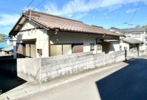 三豊市高瀬町下勝間、中古一戸建ての外観画像です