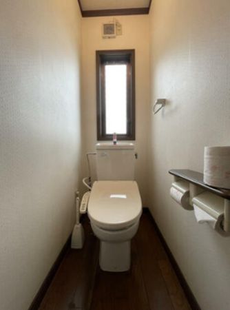 三豊市豊中町比地大、中古一戸建てのトイレ画像です