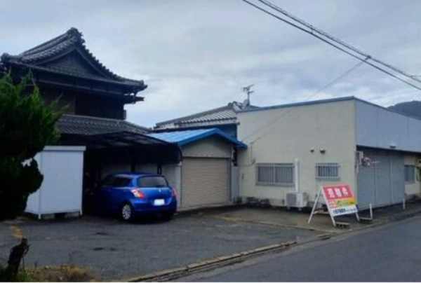 三豊市豊中町岡本、中古一戸建ての外観画像です