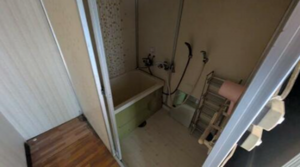 三豊市高瀬町比地、中古一戸建ての風呂画像です