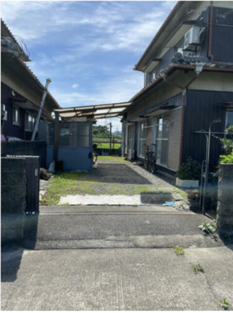 観音寺市柞田町、中古一戸建ての駐車場画像です