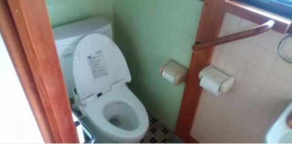 観音寺市新田町、中古一戸建てのトイレ画像です