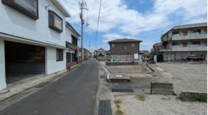 三豊市詫間町詫間、土地の前面道路を含む現地写真画像です