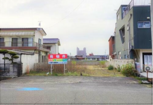 観音寺市出作町、土地の外観画像です