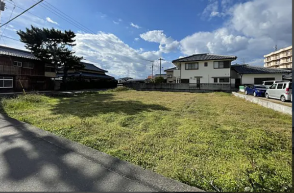 観音寺市三本松町、土地の外観画像です