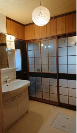 観音寺市西本町、中古一戸建ての洗面画像です