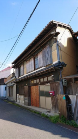 観音寺市西本町、中古一戸建ての外観画像です